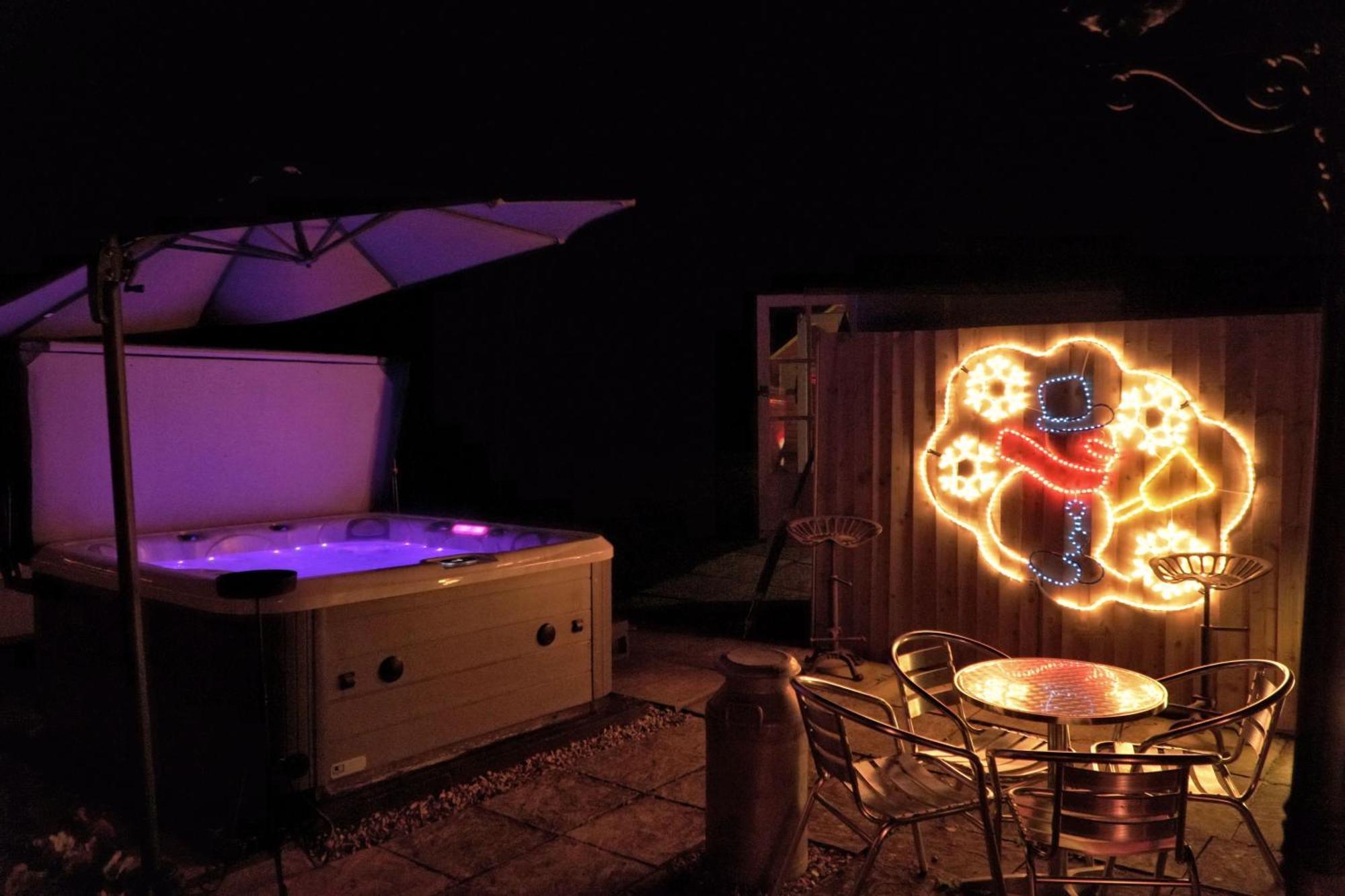 Hotel Hot Tub Hideaway à Hemyock Extérieur photo